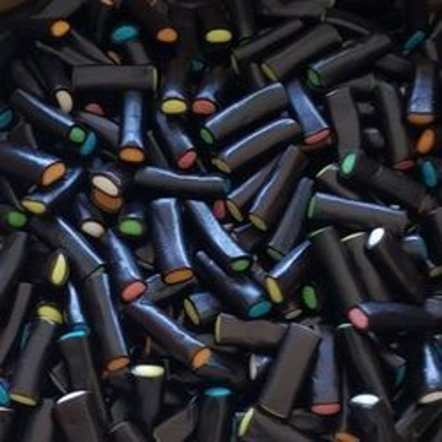 Mini cables réglisses fourrés 100g
